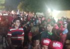Militância do PT realiza caminhada em apoio a Lula nas ruas de Mari
